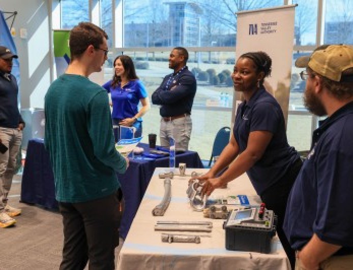 UAH Hosts Inaugural Engineering Expo Connecting Students with Alabama's Leading Employers